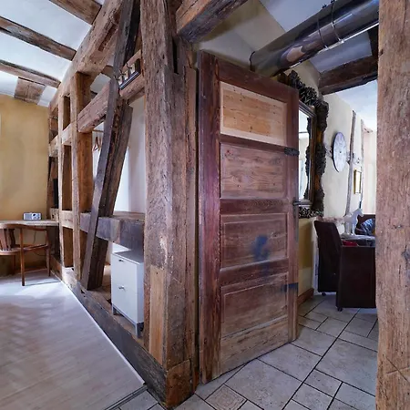 Stevenson House 3*